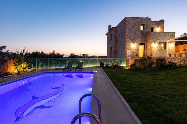 Natsikos villa is Ideally located at Stavromenos village only 2 km away from  a  Perama, Greece Stone Built villa  offering a peaceful setting. Entire villa vacation rental 44187972