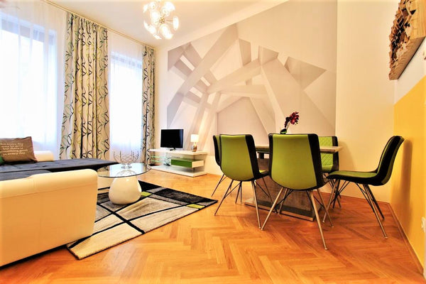 Located close to Donaukanal and right in the middle of an area surrounded by lar Panama City, FL Elegant Suite Augarten Entire rental unit vacation rental 35333275