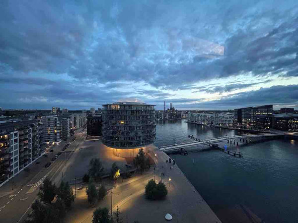 Spacious sunny modern flat on the 10th floor of the beautifully renovated Wennbe Copenhagen, Denmark Lovely sunny flat over Islands Brygge w/rooftop Entire condo vacation rental 28955402