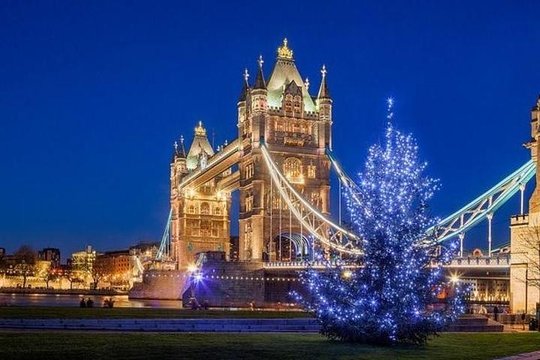 Christmas Private Tour of London  Private Tours and Travel Guide Europe London CITY London Destination Tour