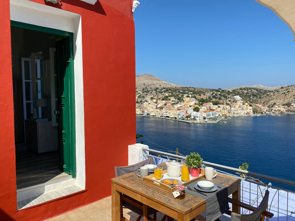 Tο κατάλυμα βρίσκεται στη Σύμη, σε απόσταση 2,2χλμ. από το Λιμάνι της Σύμης, και Greece Thodoris Infinity View 4G Apartment Entire townhouse vacation rental 36968646