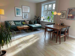 Lejligheden er rummelig og har et unikt køkken- og alrum. Du kan åbne altandøren Copenhagen, Denmark Skøn lejlighed med altan og udsigt til grønt areal Entire condo vacation rental 566397937420614511