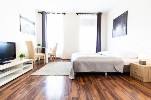 Bitte beachten Sie, dass wir mehrere ähnliche Apartments in einer Kategorie zusa Vienna, Austria CheckVienna - Troststrasse 1 Zimmer Apartment Entire rental unit vacation rental 53521730