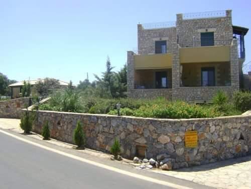 <b>License number</b><br />00000040697 Kefalas, Greece Villa Alexandra II Entire rental unit vacation rental 26648195