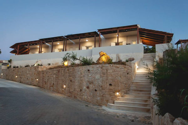 This is a one bedroom apartment that sleeps up to 4 guests. The bedroom has 2 si Chania, Greece 30 meters from the beach, Popy's Place apt #2 Entire condo vacation rental 19105837