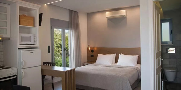 Rodia (Pomegrande) is a studio of 22 sq. m., laid-out so that it can comfortably Chania, Greece Artemis Village Chania Studio Rodia Entire rental unit vacation rental 33105884