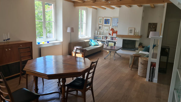 Un hébergement sympathique et dans l'esprit des débuts d'airbnb. Nous vous recev Lyon, France Deux chambres d'hôtes cosy en face de l'Ile Barbe Private room in bed and breakfast vacation rental 621564033464643796