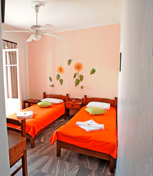 My place is close to the city center,to Livadia beach and restaurants. Reasons w Paros, Greece Holidays in  