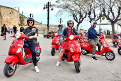Newly refurbished rooms are now available,  complimentary Wi-Fi, luxury white co Vienna, Austria COLONY Apartment Saloon incl. free Vespa LX50 Entire rental unit vacation rental 40193662