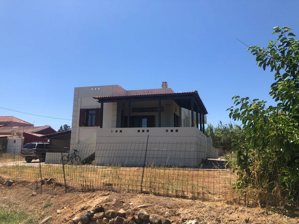 Maleme Residence, a 3-bedroom villa built with modern details offering city hous Athens, Greece residence4, Maleme Entire home vacation rental 50998346