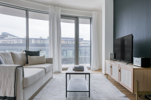 Show up and start living from day one in Vienna with this cozy one-bedroom Blueg Vienna, Austria Favoriten 1BR w/ Gym & Lounge, nr Hauptbahnhof Entire rental unit vacation rental 551874459845770133