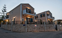 <b>The space</b><br />Villa Peonia is built at the west part of the village, jus Rethimnon, Greece Peonia Villa, Modern Family House in Panormos Entire home vacation rental 1338055