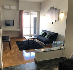 Cozy , sunny and spacious apartment located in Kallirrois str. only 5 min walk f Korydallos, Attica, Greece Olympian Zeus' flat. 5 min from Acropolis' museum Entire rental unit vacation rental 32983409