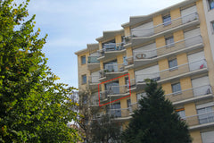 Proche des commerces, mon studio de 24 m² est à 2 minutes à pieds du métro Porte Paris, France Studio de 24 m² avec balcon Entire rental unit vacation rental 13756012