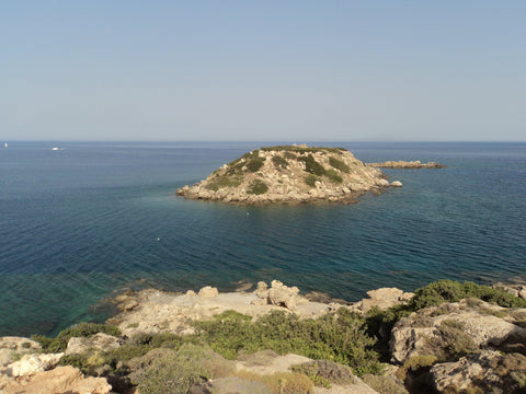 ΔΩΜΑΤΙΟ ΜΕ ΘΕΑ θαλλασσα με στοιχεια αιγεοπελαγιτικης διακοσμιση το δωματιο ειναι  STEGNA CHRISTOS  FAMILY APARTMENTS AND STUDIOS. Island vacation rental 32771977