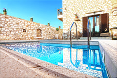 VILLA WITH PRIVATE POOL IN CRETE<br /><br />The villa is within close distance t  VILLA WITH PRIVATE POOL NEAR THE SEA Entire villa vacation rental 33087703