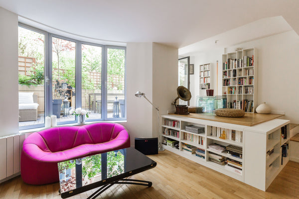 Large 1-bedroom flat, very bright. Access to 25 sqm private flowery terrasse inc Paris, France Amazing flat with terrasse - Marais Entire rental unit vacation rental 3365086