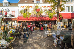 Ideally located between Abbesses, Montmartre and Pigalle, this flat will give yo Paris, France At the foot of Montmartre, your new home ! Entire rental unit vacation rental 23153121