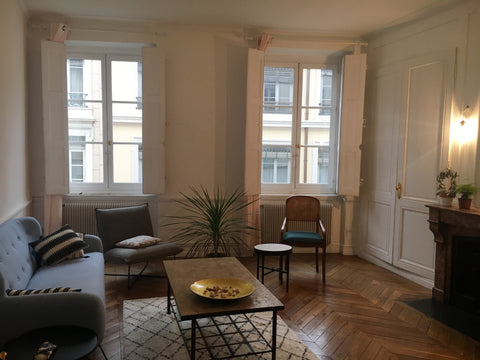 Appartement de 75 mètres carrés, idéalement situé (à deux pas de la gare de Perr Lyon, France Appartement spacieux de 75m2 au cœur de Lyon Entire rental unit vacation rental 28609063