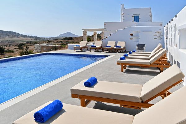 • Villa 150m²  for 6-8 persons  Excallent cleaning Quality<br />• Private   Swim Athens, Greece Luxurious 