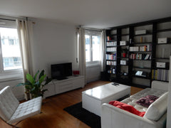Bonjour,<br />nous proposons notre appartement pour la fête des Lumières. <br /> Lyon, France Appartement fêtes des Lumières Entire rental unit vacation rental 8694098