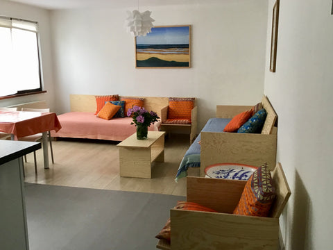 Au premier étage, de plein-pied, avec entrée séparée à rue. Un hall d'entrée, un Forest, Belgium Agréable APPARTEMENT rue du katanga 1190 Bruxelles Entire rental unit vacation rental 37225404