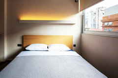 Fully renovated, bright studio 35sqm, 3rd floor, in a very central location, opp GR National Theater studios 2@5min historic center Entire condo vacation rental 628621471677546849