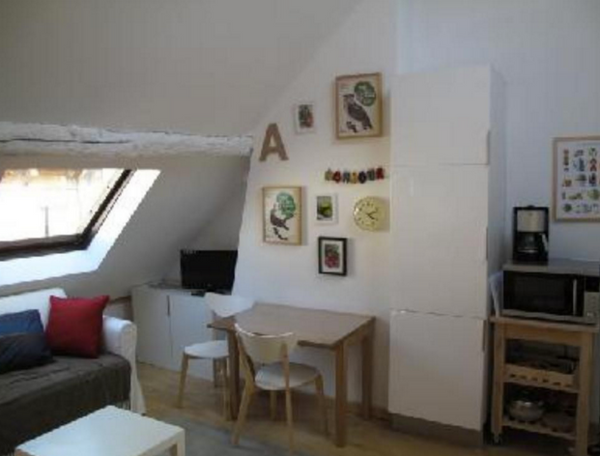 Je vous propose pour ces fêtes de fin d'année, un petit nid douillet sur les hau Biarritz, France Sur les hauteurs de Lyon Entire rental unit vacation rental 9648973