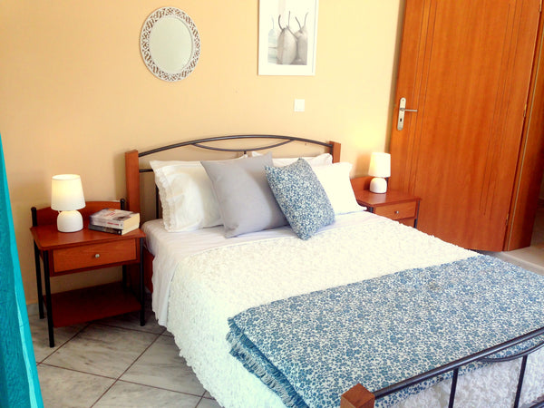 My place is close to city center, airport, great views, parks and art and cultur Greece Naxos Olive house Entire rental unit vacation rental 13236058
