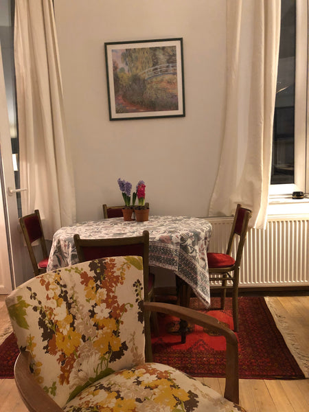 Appartement calme au centre ville . Proche du métro, de la grand place ( 15 min  Silly, Belgium Petit appart cosy calme en centre ville Entire rental unit vacation rental 41099242