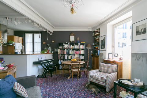 70m2, 3rd floor, well light exposed, home is a typically Parisian Haussmann  qui Paris, France Paris 5, Quartier Latin- Lovely Apartment 72mts Entire rental unit vacation rental 19336256