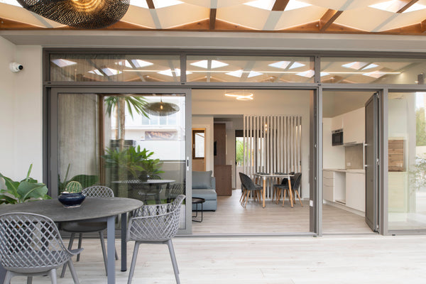 There are three words to describe “Al Mare Selective Accommodation”: <br />Beach  Perla.The beach house.Private sunbeds & umbrellas! Entire bungalow vacation rental 552919104589813665