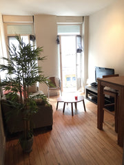 EMPLACEMENT IDEAL !<br />Cet appartement Bordelais est situé en plein coeur de l Bordeaux, France Charmant Duplex Coeur de Bordeaux Entire rental unit vacation rental 20854728