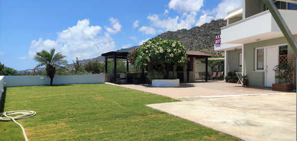 A spacious comfortable apartment situated in a quiet neighbourhood  on an elevat  Sunset Apartment Entire rental unit vacation rental 35792936