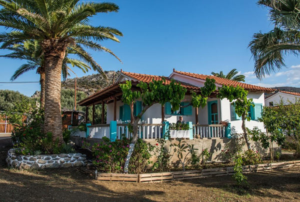 Private property with own beach provides three 2bedroom bungalows.<br />The hous Chania, Greece Seafront Bungalow in Paliochiora area Entire bungalow vacation rental 49687305