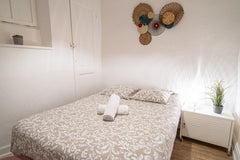 bel appartement<br /><br /><b>Guest access</b><br />Accès a l’hébergement comple Lyon, France bel appartement Entire rental unit vacation rental 35706881