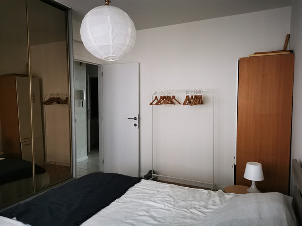 Very peaceful & quiet neighbourhood, but also well-connected - airport at city c Brussels, Belgium Charming apartment in Schaerbeek Private room in rental unit vacation rental 606980536605052082