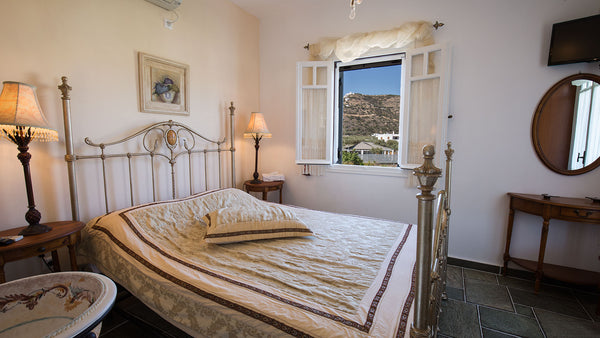 Apollo (Gerani Suites) is a lovingly created whole floor apartment, located one  Greece Gerani Suites - Apollo - Sifnos Entire condo vacation rental 1389792