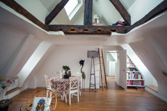 On the left bank of the river Seine, a flat with the reknown Ladurée pastries sh Paris, France Peaceful cocoon (logement entier) Entire rental unit vacation rental 19107808