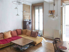 Appartement familial au cœur de la presqu’île. Vous serez séduits par son cachet Nancy, France Appartement canut, pentes de la Croix Rousse Entire rental unit vacation rental 40176585