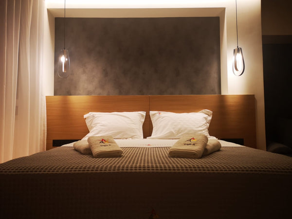 Lovely studio apartment of 30m² in a prime location at the heart of Athens, only Israel Designed studio near Monastiraki Square: Triple A8 Entire rental unit vacation rental 52629783