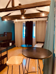 Situé dans l'hyper centre de Lyon,  ce studio se trouve dans une résidence sécur Villeurbanne, France Studio meublé hyper centre de Lyon Entire rental unit vacation rental 49170350