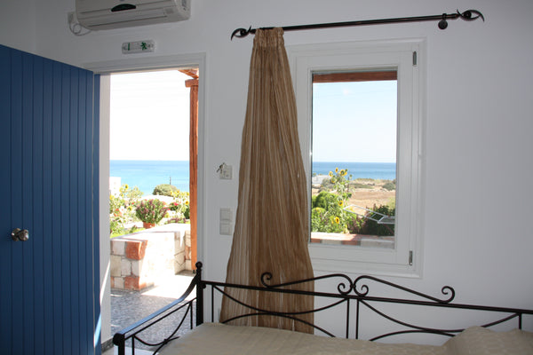 Bonatsa Studio is an accommodation in an idyllic location, 50 meters from Bonats  Bonatsa Studio 1 , Bonatsa Beach Kimolos Entire rental unit vacation rental 653356974559592621