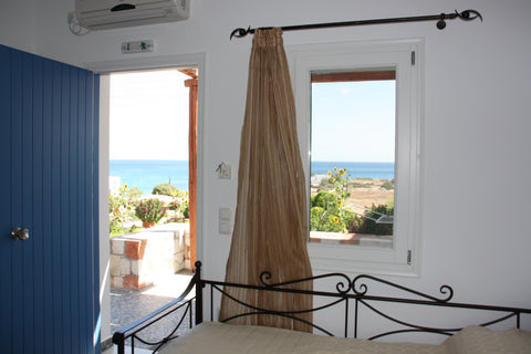 Bonatsa Studio is an accommodation in an idyllic location, 50 meters from Bonats  Bonatsa Studio 1 , Bonatsa Beach Kimolos Entire rental unit vacation rental 653356974559592621