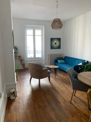 Appartement de 64m2 propre et très lumineux situé à 2 minutes à pied des quais d Paris, France Exceptionnel appartement à 5min à pied du centre Entire rental unit vacation rental 53118753