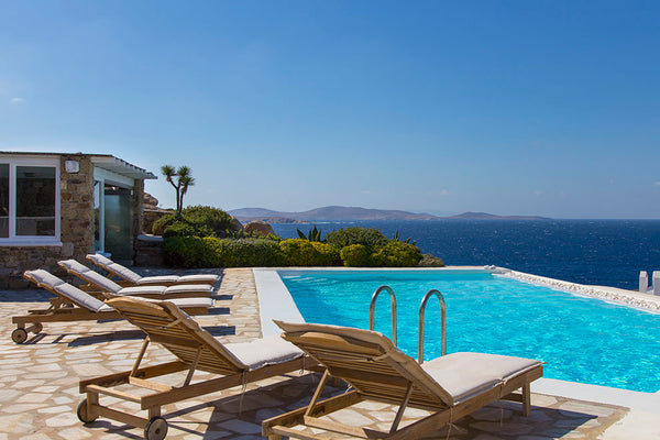 Close to the sea, villa STAR is situated at the area of Agios Ioannis in the sou  VILLA STAR in Mykonos Entire villa vacation rental 50095814