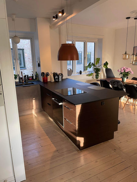 Cozy apartment with central location right next to metro and train station.  Cozy apartment in Nørrebro Entire condo vacation rental 632566850185188305