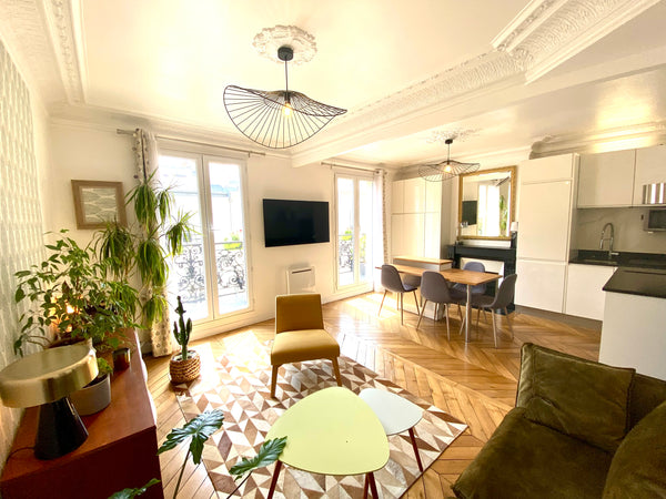 Je mets mon appartement à louer lorsque je suis en vacances.<br />3 pièces douil France Appartement 2 chambres avec balcon ensoleillé ☀️ Entire rental unit vacation rental 15854732