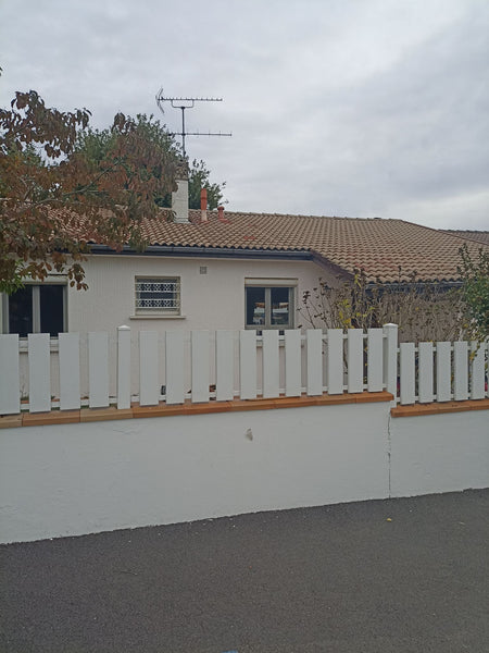 Maison de plein pied de 90 m2 situé à Eysines , avec jardin et grande terrasse.  Eysines, France Maison chaleureuse avec grande terrasse Entire home vacation rental 43808428