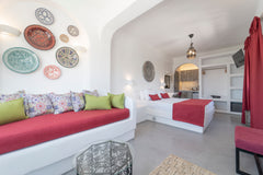 Beautiful studio for two persons with view to the Aegean Sea and just a 5-minute Kamari, Greece Cozy Studio close to the Beach with Pool Entire rental unit vacation rental 24469497